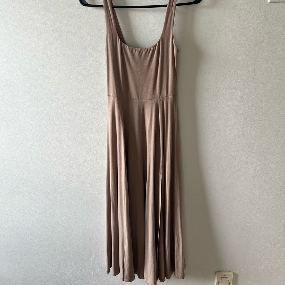 Aritzia Wilfred Market Slit Dress new